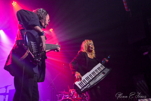 Glen-E-Jones-Gallery-Havana-Nightlife-14