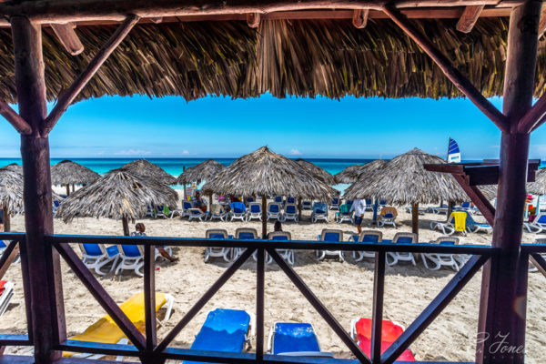 Glenn-E-Jones-Gallery-Cuba-Veredaro-Beach-2