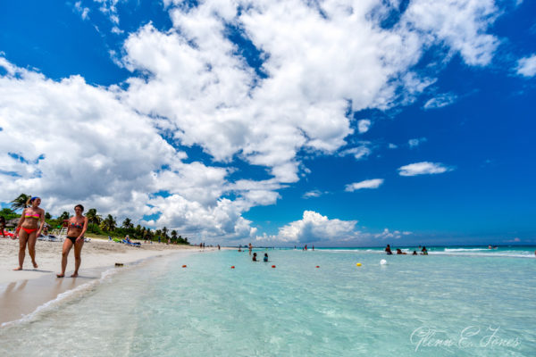 Glenn-E-Jones-Gallery-Cuba-Veredaro-Beach-4